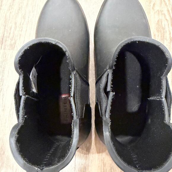 HUNTER Women's Original Refined Chelsea Slim-Fit Waterproof Rain Boots, Size 8 - Picture 4 of 8